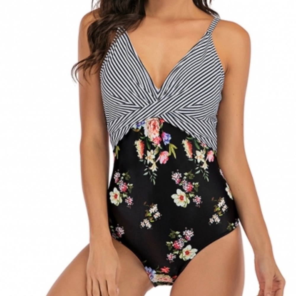 Lu’s Chic Women's V Neck One Piece Swimuits Retro Bathing Low Back Cross Medium